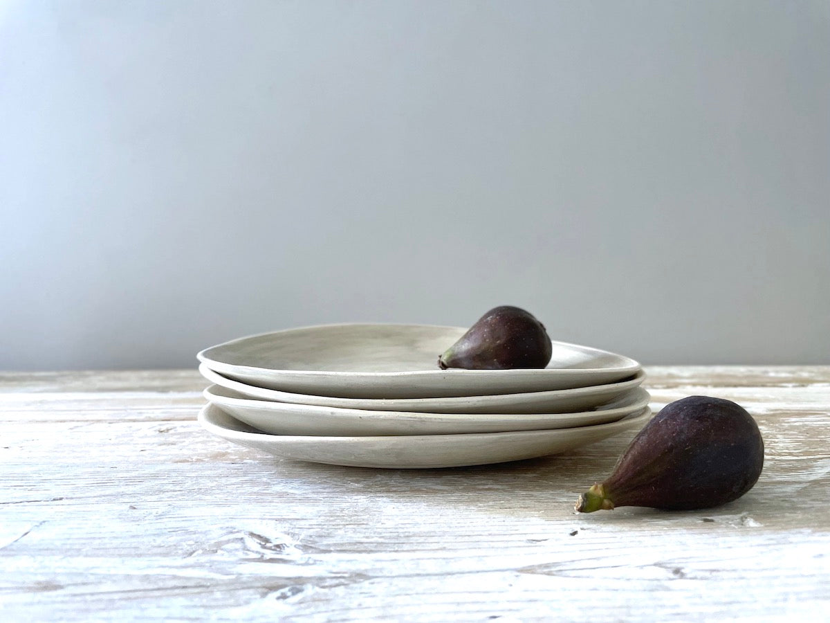 Wonki Ware Side Plates 23cm - Plain Wash Warm Grey - Set of 4