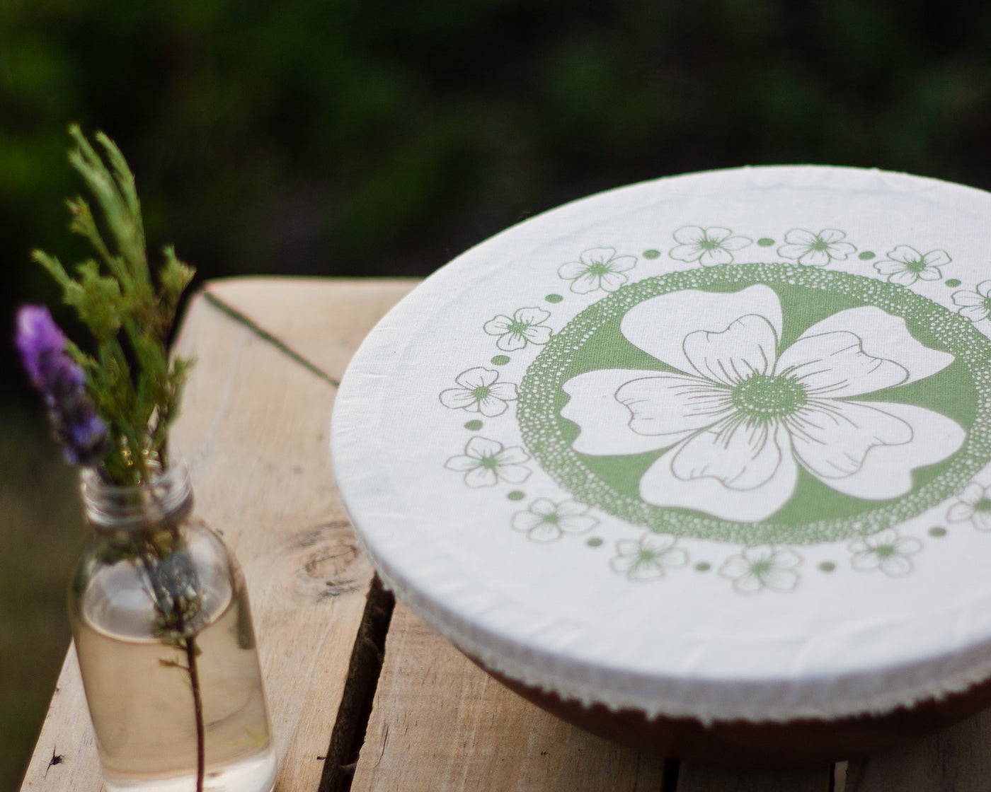 Halo Dish and Bowl Cover Small Set of 3 - Edible Flowers