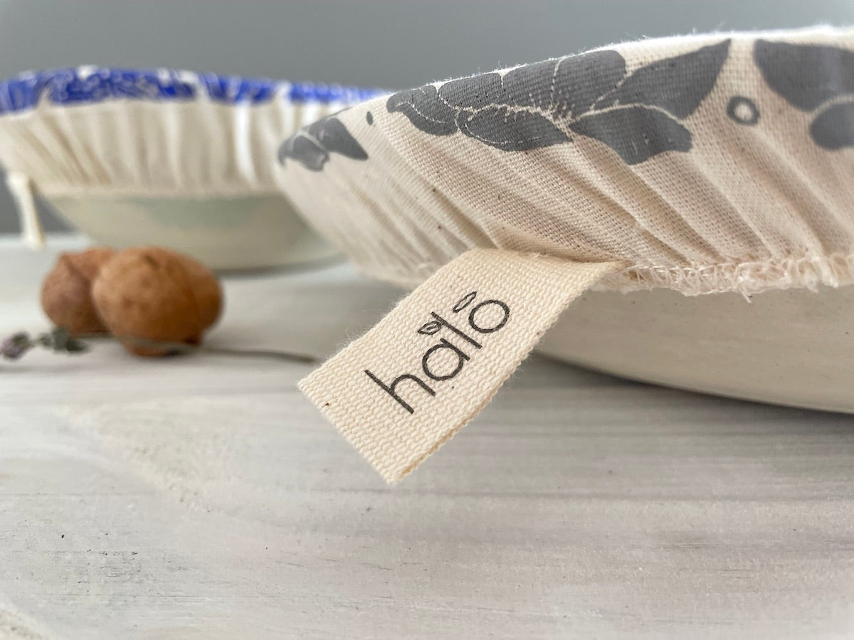 Halo Dish and Bowl Cover Large Set of 3 African Flowers | Gabriele Jacobs