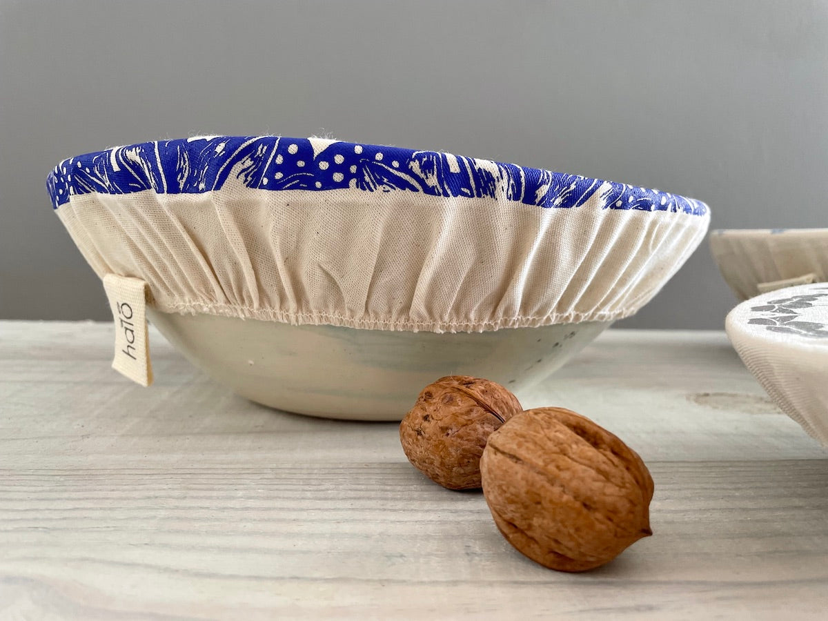 Halo Dish and Bowl Cover Large Set of 3 African Flowers | Gabriele Jacobs