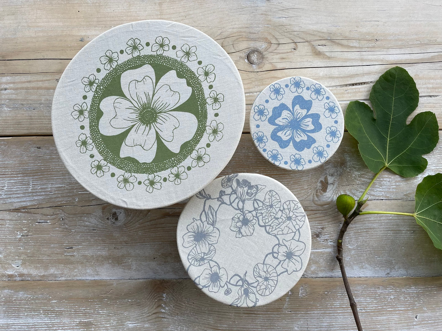 Halo Dish and Bowl Cover Small Set of 3 - Edible Flowers