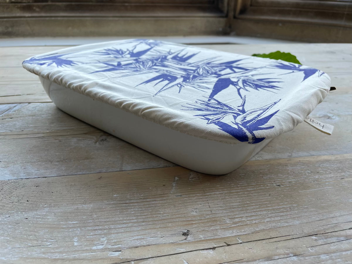 Halo Dish and Casserole Cover Rectangle African Flowers | Gabriele Jacobs