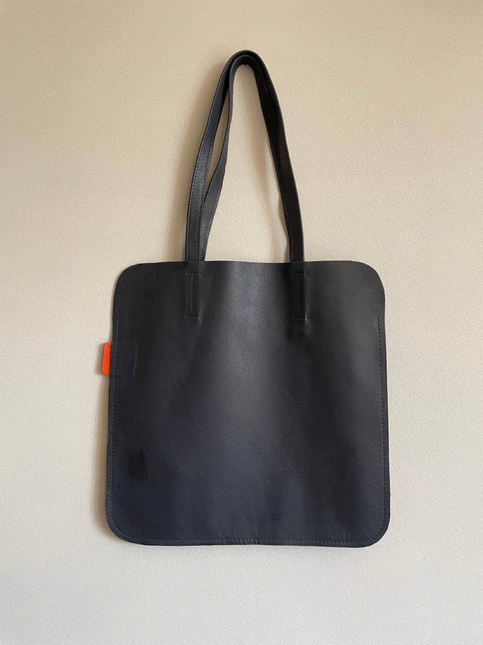 Small leather tote deals with zipper